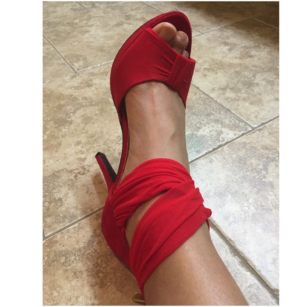 Super cute and sexy red heels! Worn once!